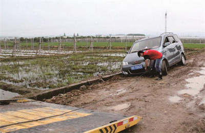 泸水抚顺道路救援